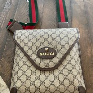 Gucci Neo Vintage GG Medium Messenger